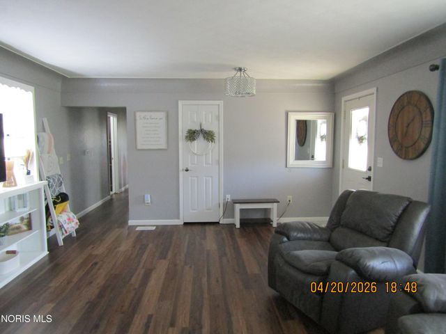 315 Harvest Drive, Metamora, OH 43540