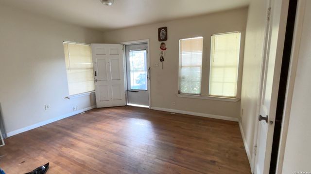 111 Ricardo, San Antonio, TX 78237