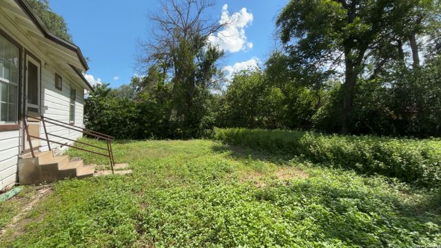 111 Ricardo, San Antonio, TX 78237