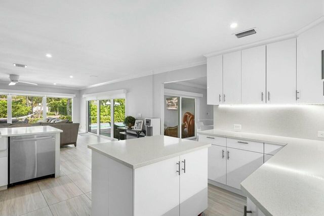 921 Cypress Drive, Delray Beach, FL 33483