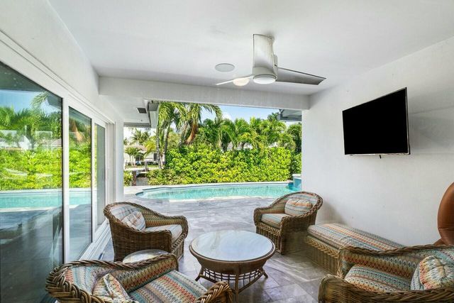 921 Cypress Drive, Delray Beach, FL 33483