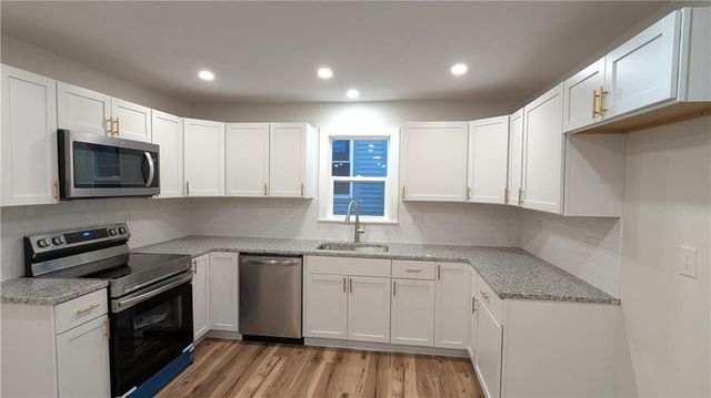 3403 E 62nd Street, Kansas City, MO 64130