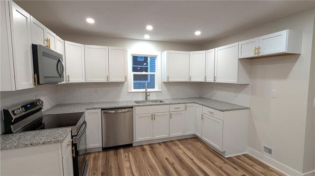 3403 E 62nd Street, Kansas City, MO 64130