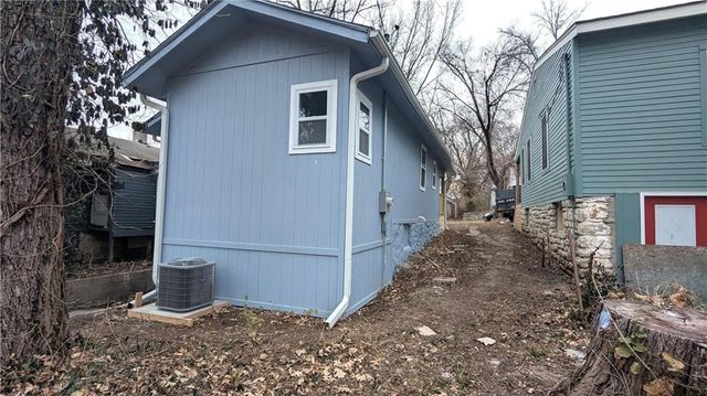 3403 E 62nd Street, Kansas City, MO 64130