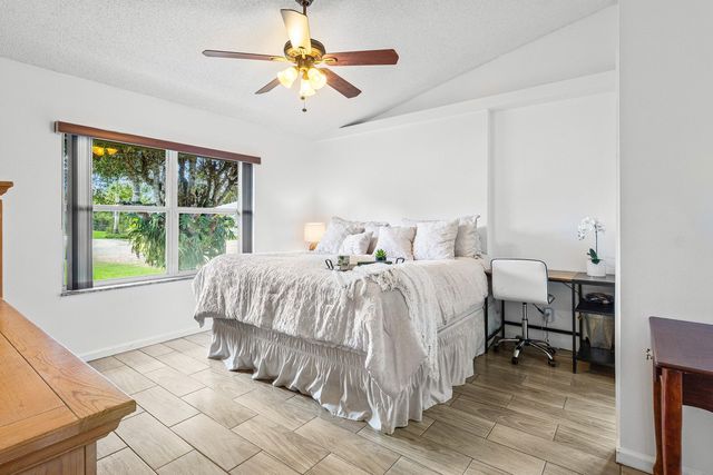 17517 60th Lane N, Loxahatchee, FL 33470