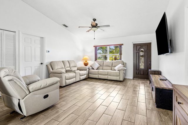 17517 60th Lane N, Loxahatchee, FL 33470