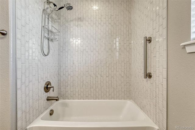 10122 Tall Oaks Street, Parker, CO 80134