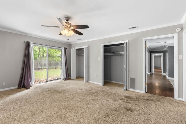 2906 Tanglewood Drive, Commerce, TX 75428