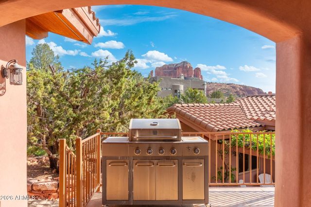 225 SCENIC Drive, Sedona, AZ 86336
