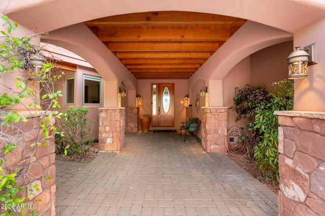 225 SCENIC Drive, Sedona, AZ 86336