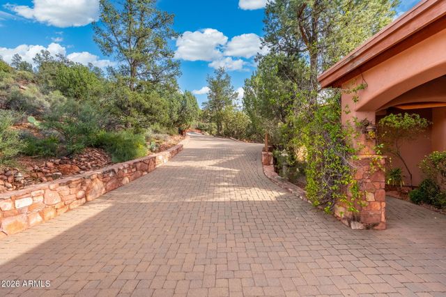 225 SCENIC Drive, Sedona, AZ 86336