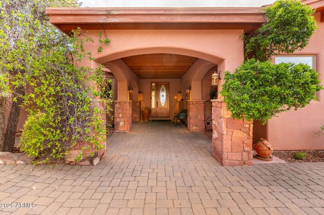 225 SCENIC Drive, Sedona, AZ 86336