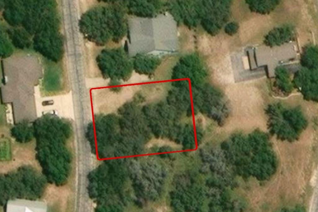 115 Keswick DR, Spicewood, TX 78669