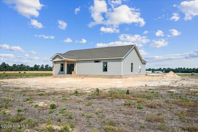 100 James Price Road, Seven Springs, NC 28578