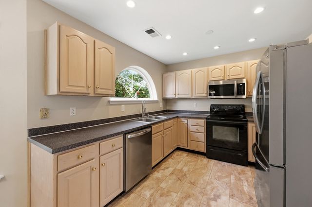 312 Mission Hills Court, Lexington, KY 40511