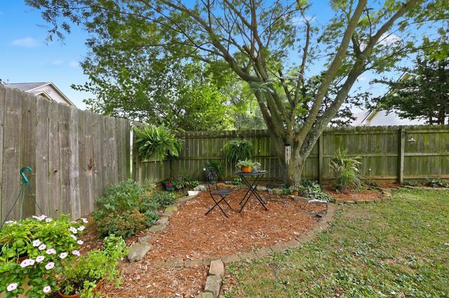 312 Mission Hills Court, Lexington, KY 40511