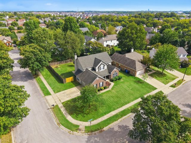 312 Mission Hills Court, Lexington, KY 40511