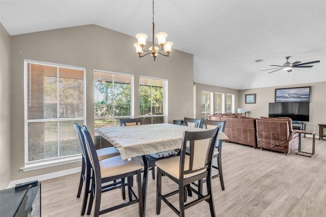 13707 Eastbourne Drive, Houston, TX 77034