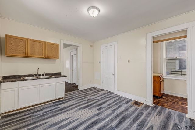 504 Woodlawn Avenue, Buffalo, NY 14208