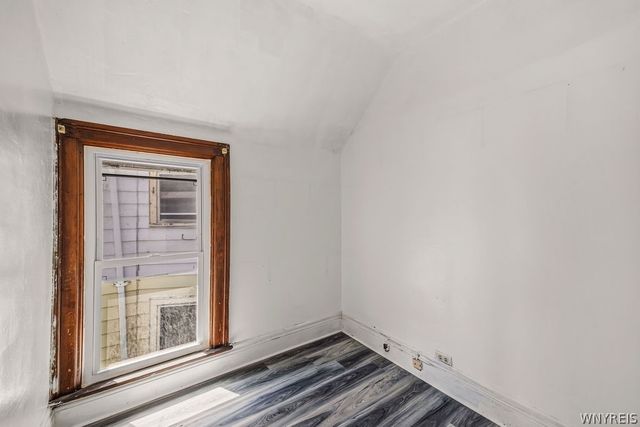 504 Woodlawn Avenue, Buffalo, NY 14208