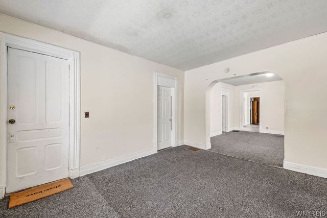 504 Woodlawn Avenue, Buffalo, NY 14208