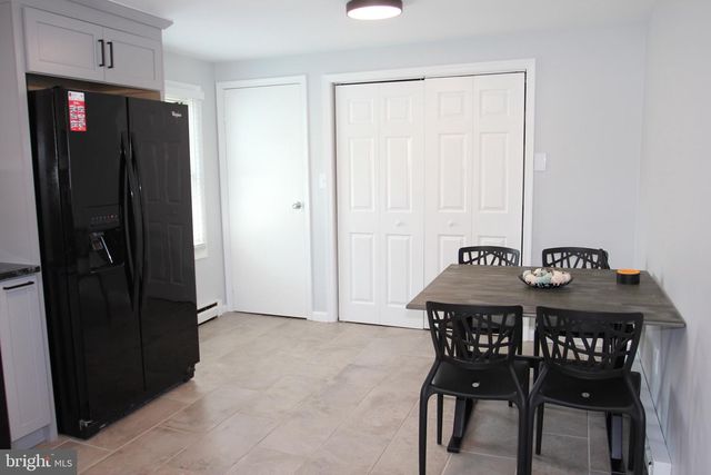 706 LOGAN ST, Pottstown, PA 19464
