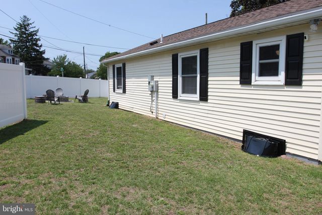 706 LOGAN ST, Pottstown, PA 19464