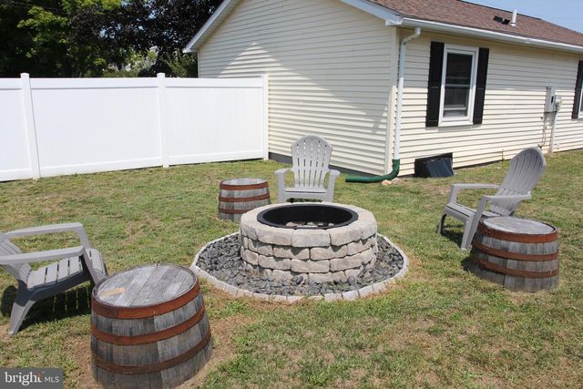 706 LOGAN ST, Pottstown, PA 19464