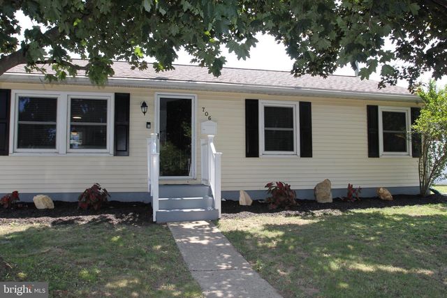 706 LOGAN ST, Pottstown, PA 19464