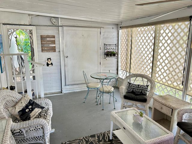 425 E Bougainvillea Drive, Deerfield Beach, FL 33442