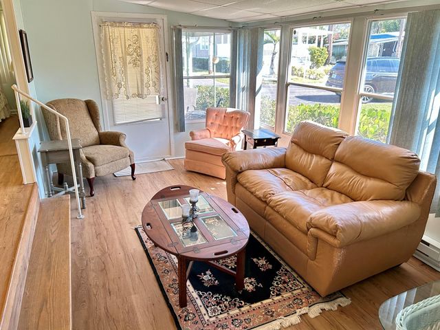 425 E Bougainvillea Drive, Deerfield Beach, FL 33442