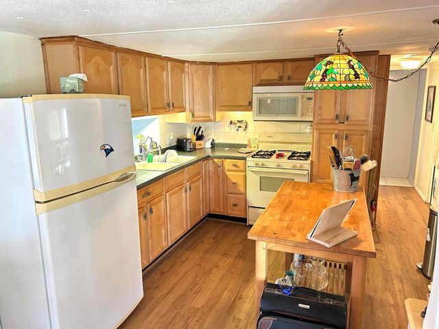 425 E Bougainvillea Drive, Deerfield Beach, FL 33442