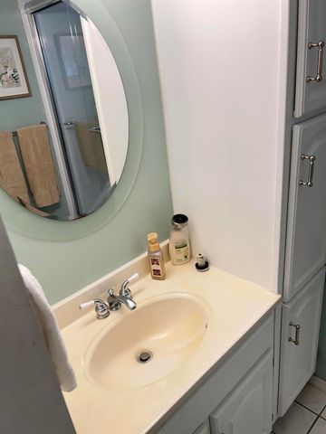 425 E Bougainvillea Drive, Deerfield Beach, FL 33442