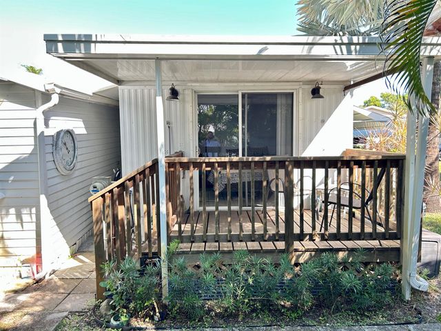 425 E Bougainvillea Drive, Deerfield Beach, FL 33442