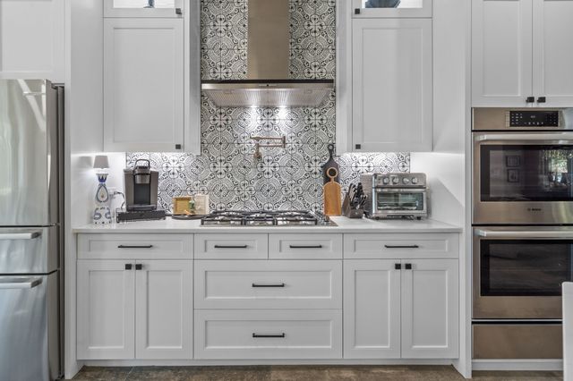 900 Ellison Park Circle, Denton, TX 76205