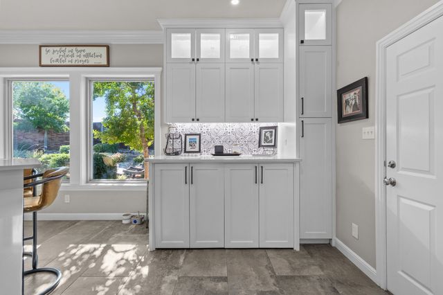 900 Ellison Park Circle, Denton, TX 76205