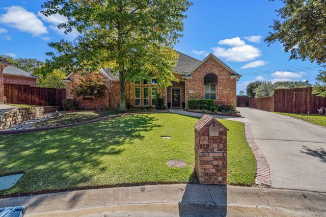 900 Ellison Park Circle, Denton, TX 76205