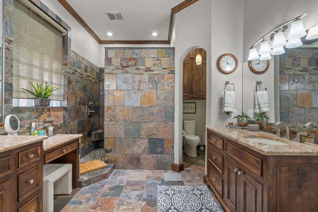 900 Ellison Park Circle, Denton, TX 76205