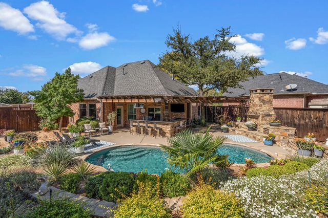 900 Ellison Park Circle, Denton, TX 76205