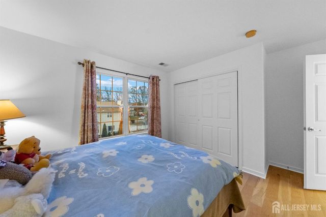 9 independence Place, South River, NJ 08882