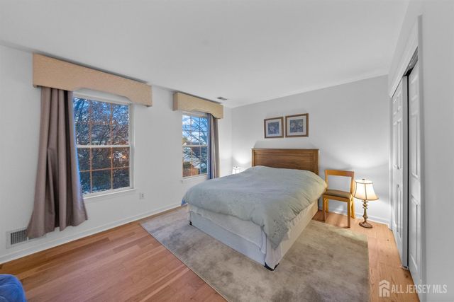 9 independence Place, South River, NJ 08882