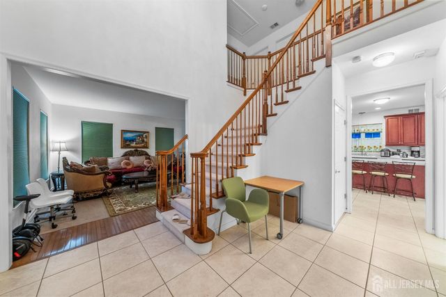 9 independence Place, South River, NJ 08882