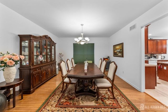 9 independence Place, South River, NJ 08882