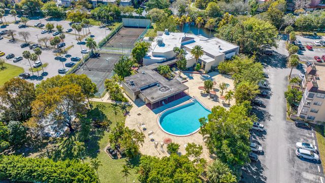 7000 NW 17th Street 420, Plantation, FL 33313