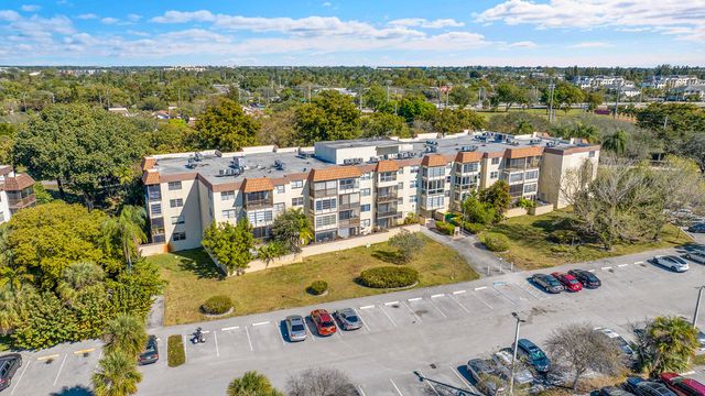 7000 NW 17th Street 420, Plantation, FL 33313