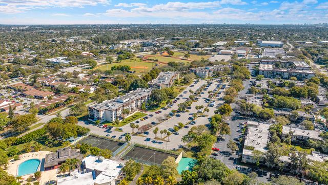 7000 NW 17th Street 420, Plantation, FL 33313