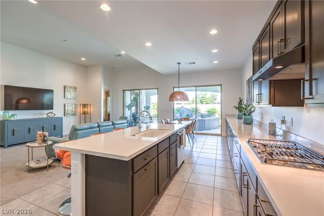 10246 Super Jovian Street, Las Vegas, NV 89143