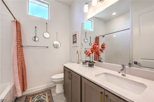 10246 Super Jovian Street, Las Vegas, NV 89143