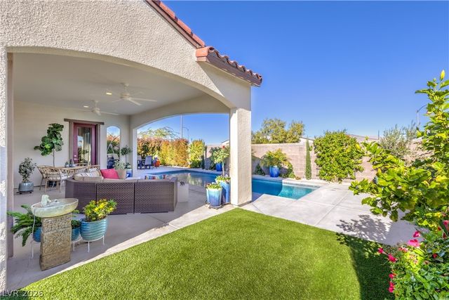 10246 Super Jovian Street, Las Vegas, NV 89143