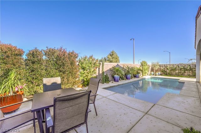 10246 Super Jovian Street, Las Vegas, NV 89143